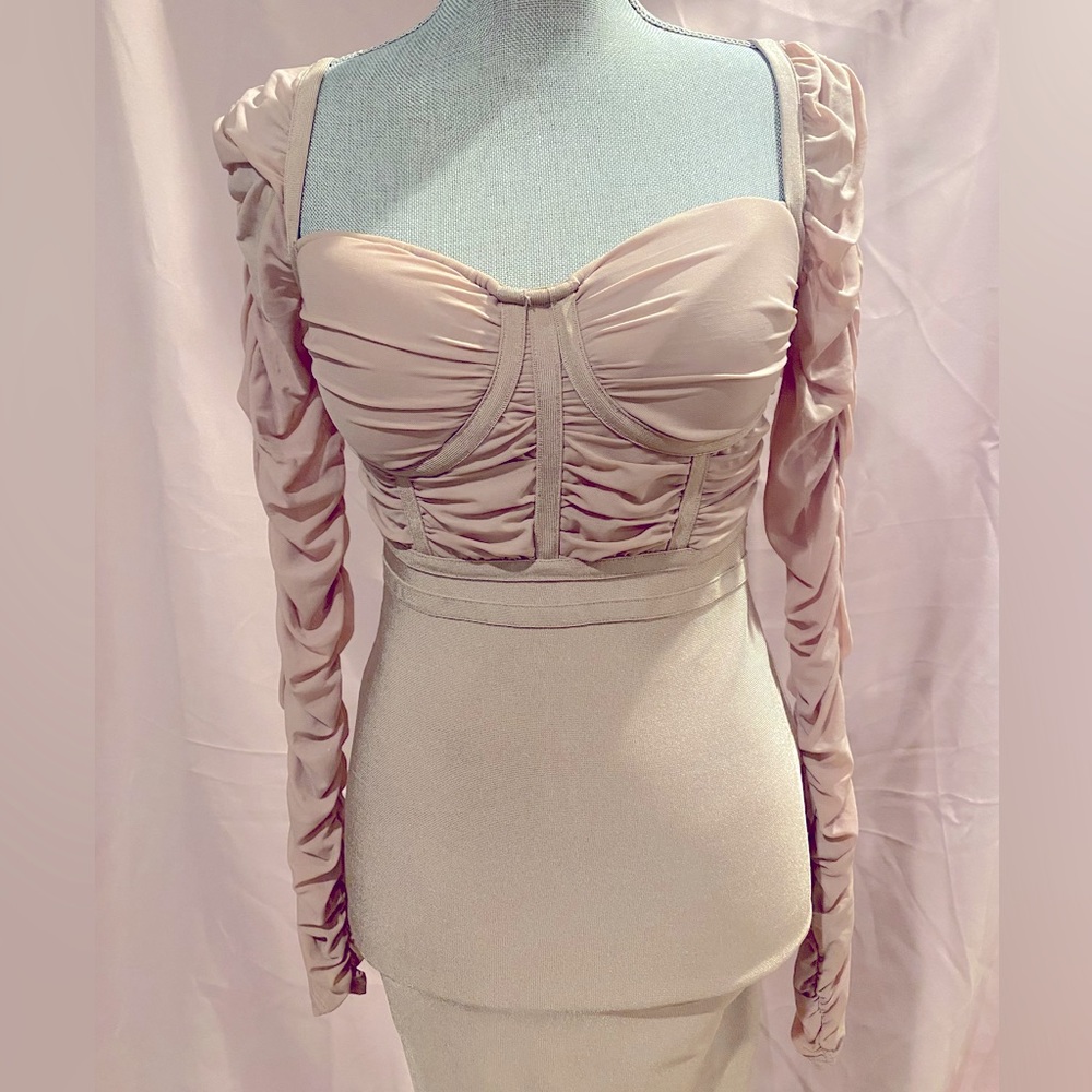 Bebe Bodycon Long-sleeve dress